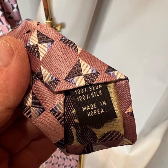 Roberto Villini Silk Pink  and Black Geometric Textured Tie - Picture 4 of 6